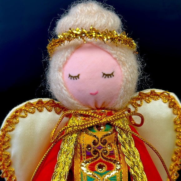 Vintage/Retro red flocked cardboard angel tree topper with satin wings , Japan - Picture 4 of 12